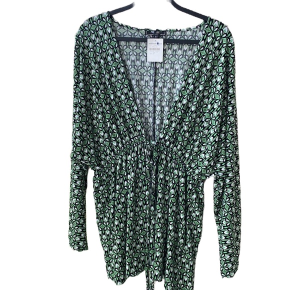 Lily 🖤💜🤍 Geometric Retro Patterned Long Open Topper, Elastic Waist Front Tie - Picture 13 of 15